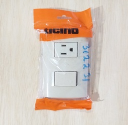 [312231] TOMA INTERRUPTOR MODUS STYLE 3P AE2231EM TICINO